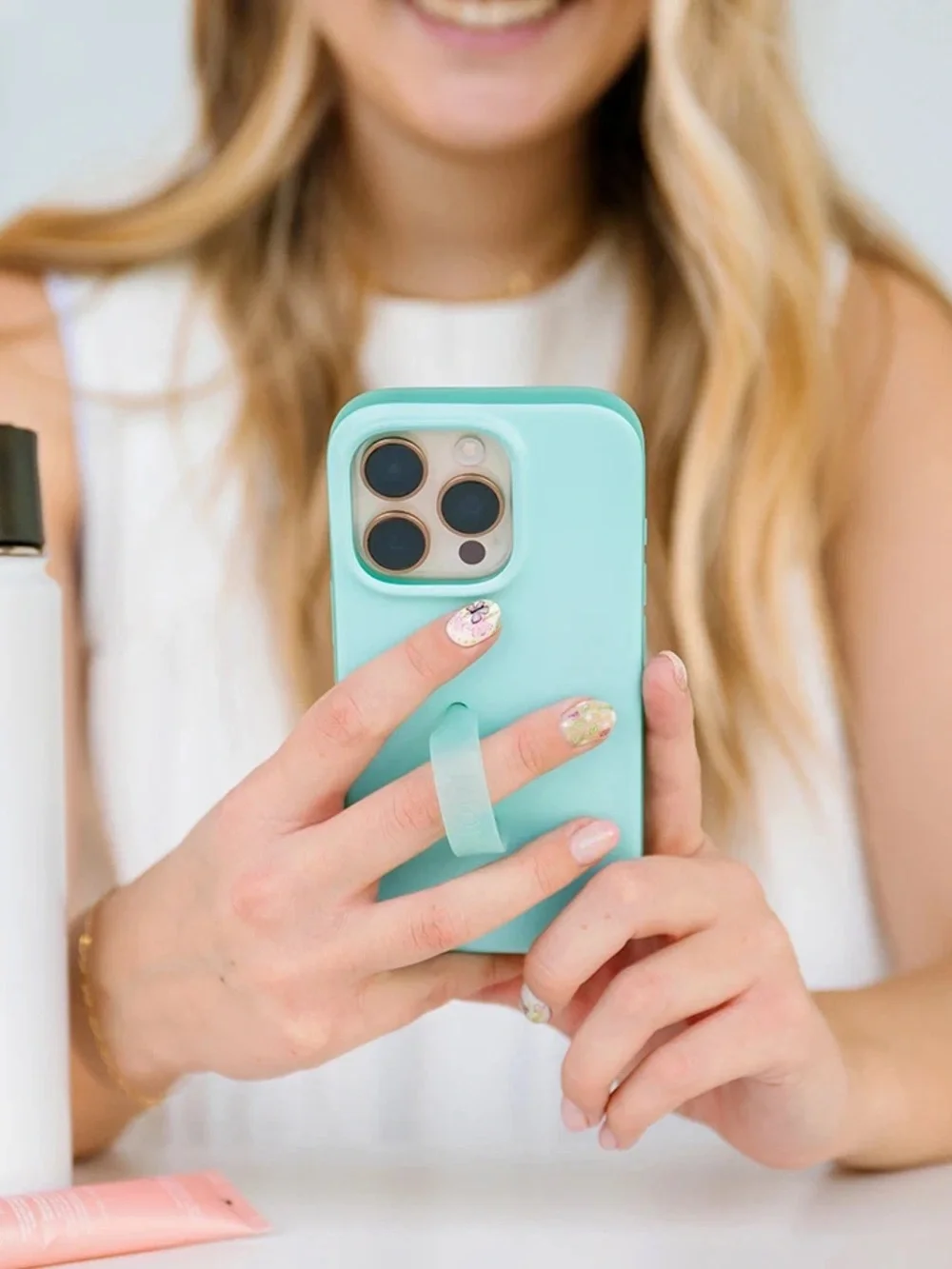 Loopy Mint Splash Phone Case iPhone 15 pro max